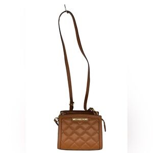 Michael Kors Mini Messenger Bag